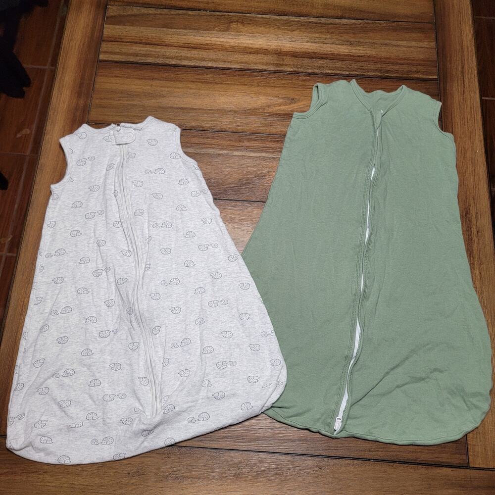 Set of 2 Infant Zipper Nap Sacks: Sage Green & Hedgehogs - Size Medium